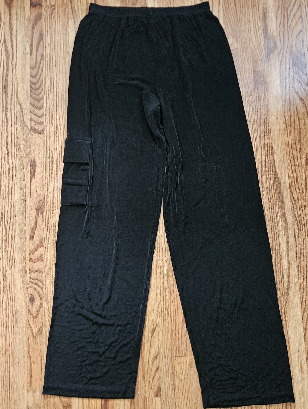 Chicos Travelers Womens Pants 1 M Slinky Pull on Cargo Straight Leg Knit USA